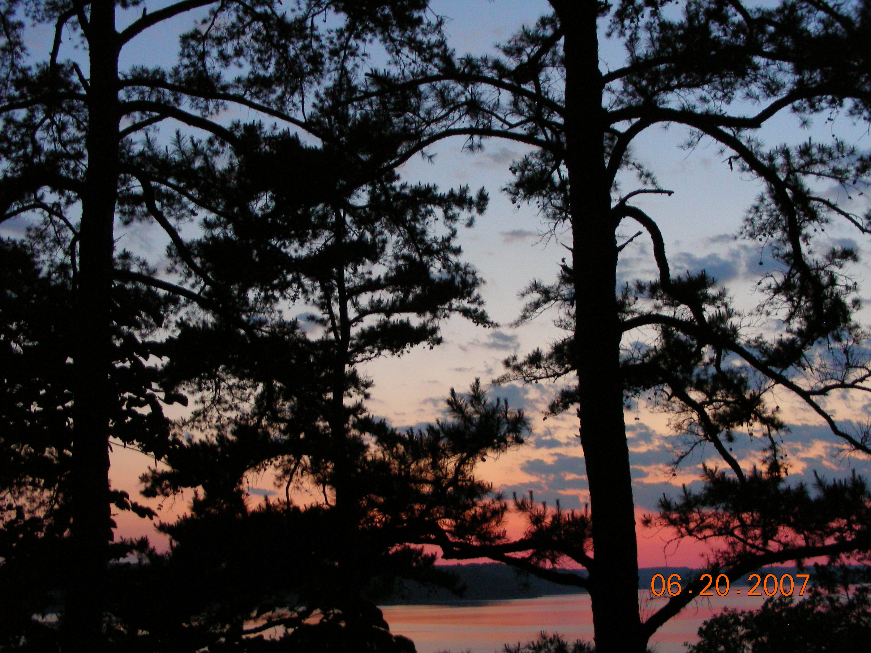 ./2007/Kerr Lake Eagles Nest/June20/DSCN1424.JPG